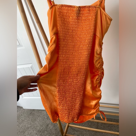 🔥Flash Sale🔥 Women's Ruched Side Bodycon Dress Wild Fable Orange
Satin Medium - Picture 7 of 10